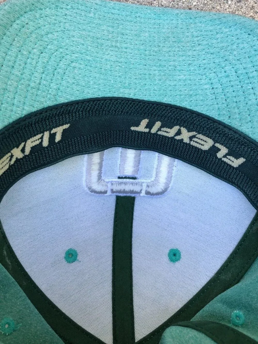 Vintage TRAVIS MATHEW Fitted Hat Men's L/XL Green FlexFit Cap Golf